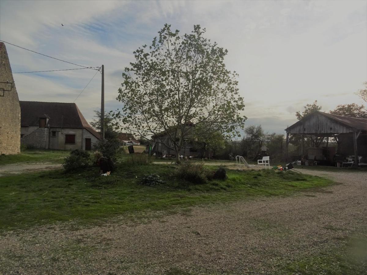 Chambre A La Ferme Chez L'Habitant Besson Exterior foto